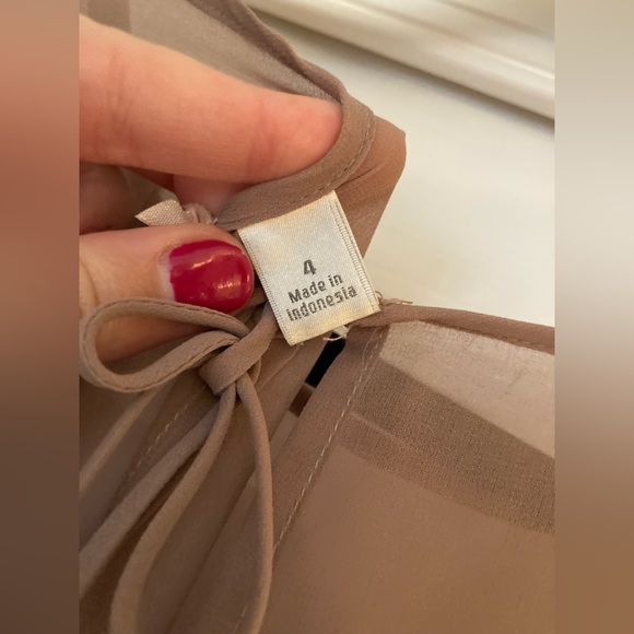 Tan ruffled color dress! - Picture 3 of 3